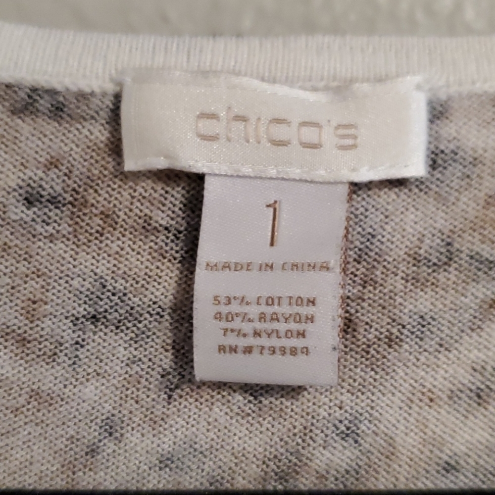 Chicos Size 1 Cheetah 🐆 Print Sweater - Picture 3 of 9